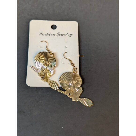 Harry Potter Magic Wizard Earrings Lightweight Flying Broom Magic Wand Dangle - Picture 2 of 3